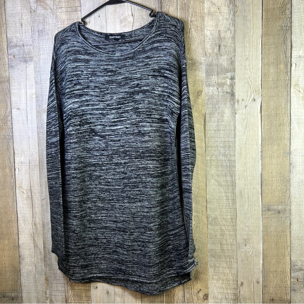 Ellen Tracy Medium Variegated Black White Gray Knit Sweater Crewneck Lon…